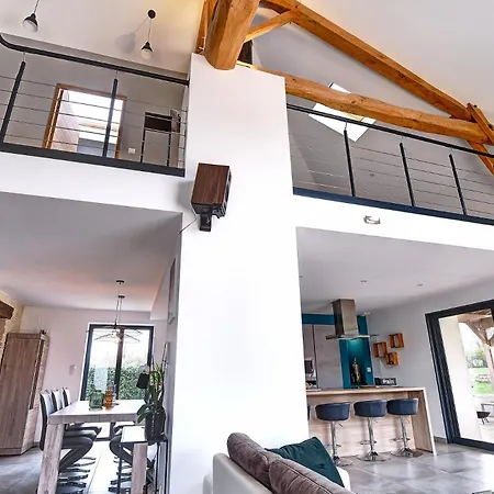 Villa Ici On Est A Laiz