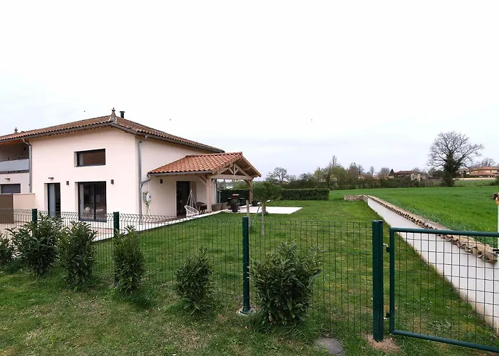 Ici On Est A Βίλα